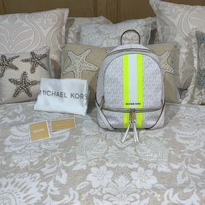 Michael Kors Medium Rhea Zip backpack